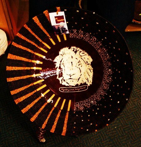African Curio Lion